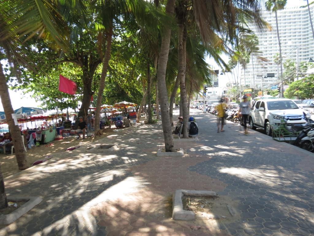 View Talay 1B Serviced Apartments Pattaya Buitenkant foto