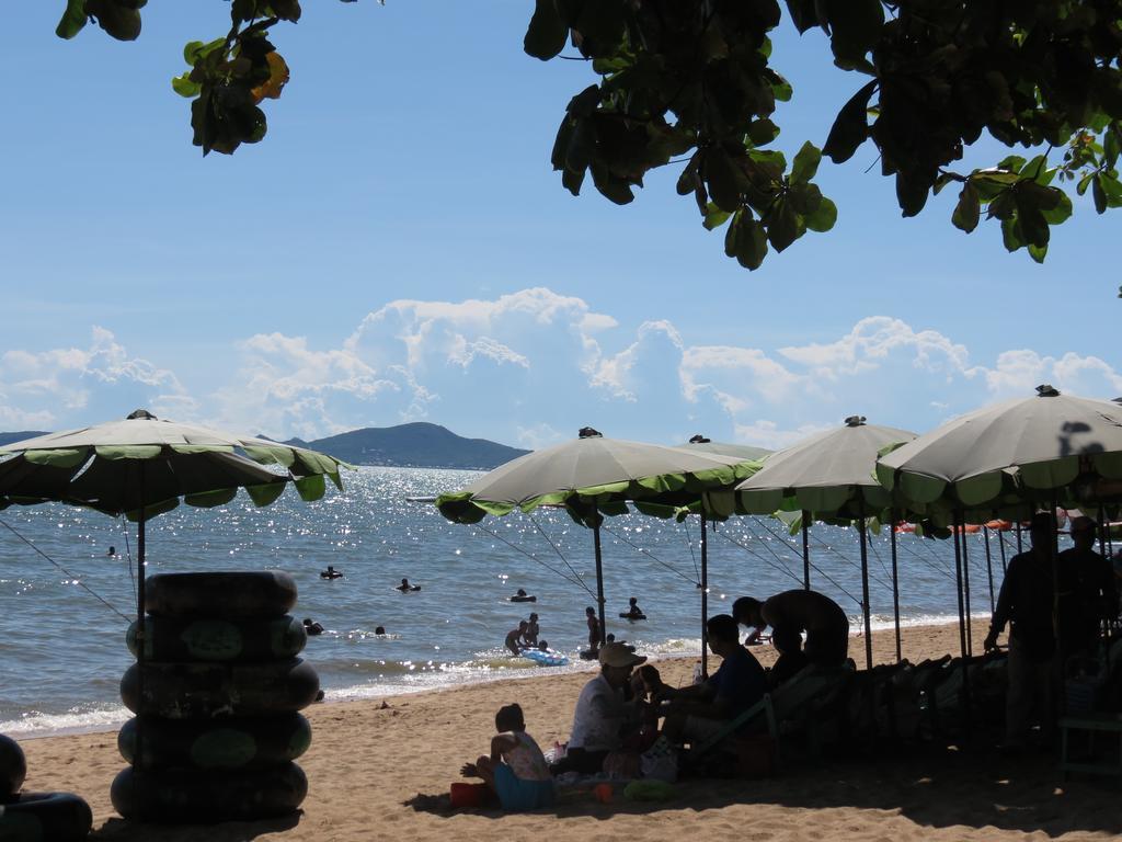 View Talay 1B Serviced Apartments Pattaya Buitenkant foto