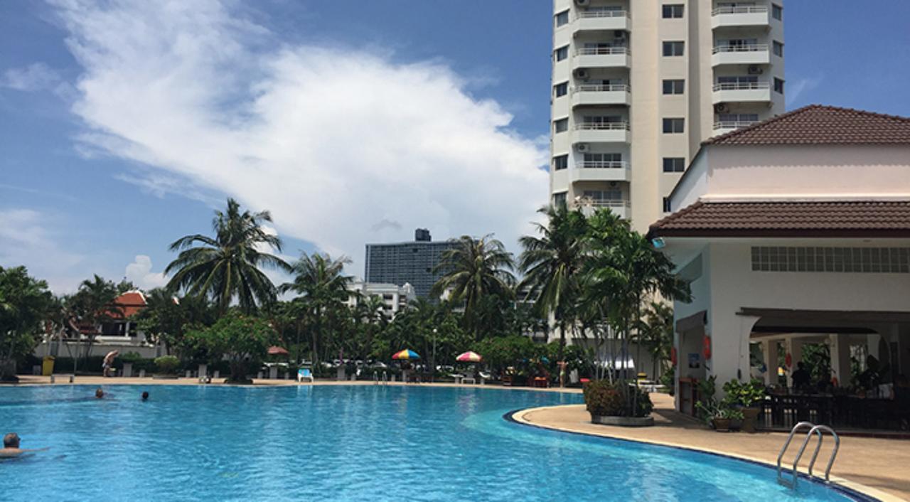 View Talay 1B Serviced Apartments Pattaya Buitenkant foto