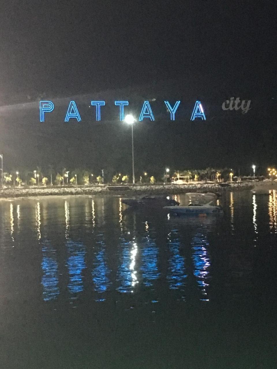 View Talay 1B Serviced Apartments Pattaya Buitenkant foto